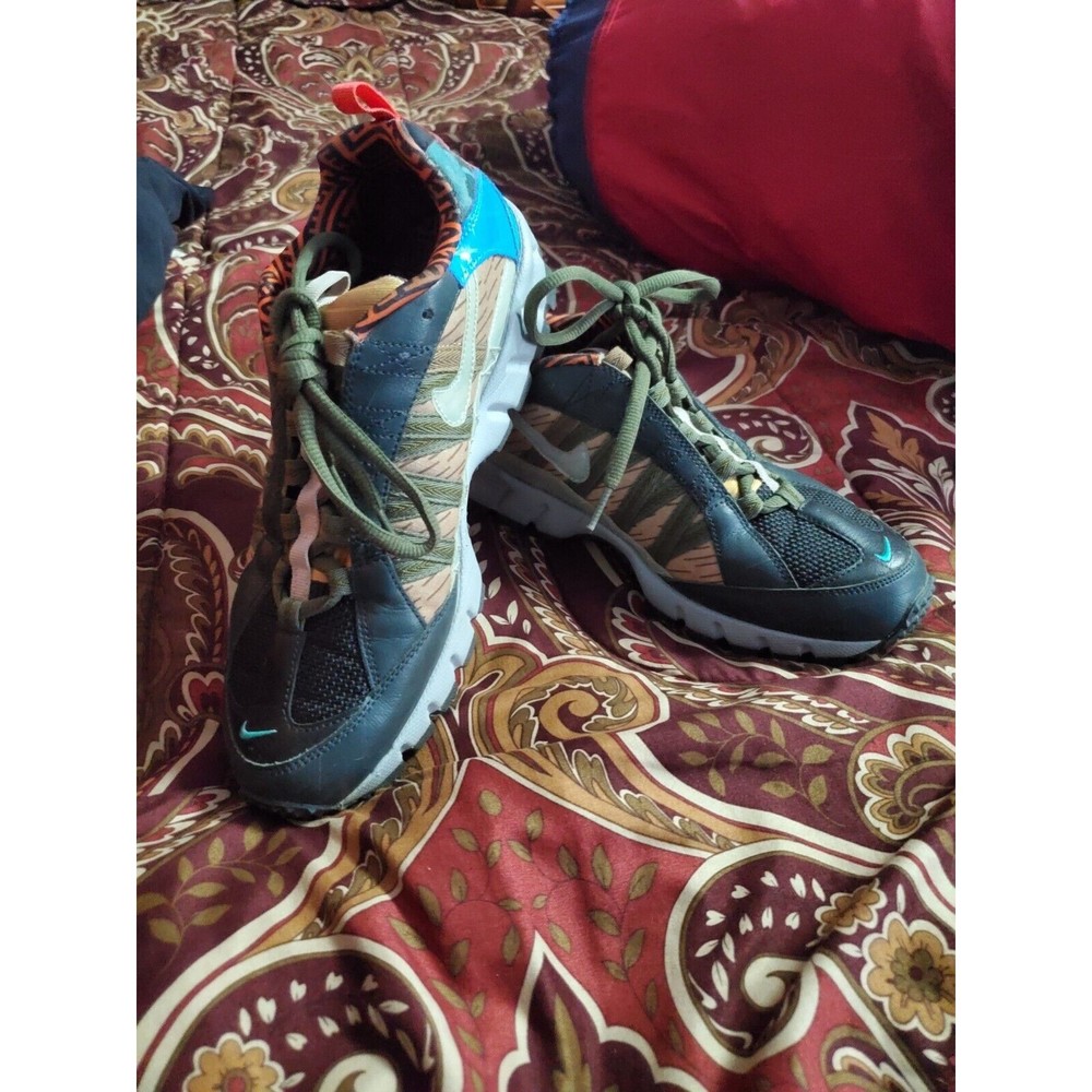 Size 8.5 - Nike Air Humara '17 Premium Hay Camo